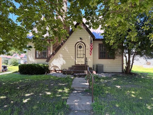 409 Vernon Ave, Morgan, MN, 56266-5001 | Card Image