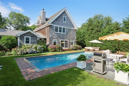 409 Old Canoe Place Rd, Southampton, NY, 11968-3735 | Card Image