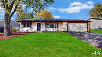 5308 Cinema Drive W, House other with 3 bedrooms, 1 bathrooms and 2 parking in Hanover Park IL | Image 1