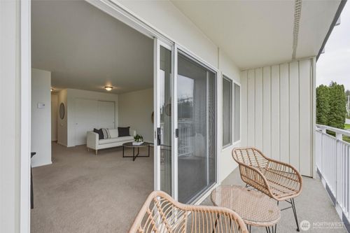 106-819 High St, Bellingham, WA, 98225-5549 | Card Image