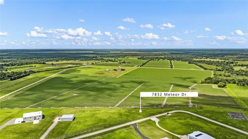 7832 Meteor Dr, Sealy, TX, 77474-2384 | Card Image
