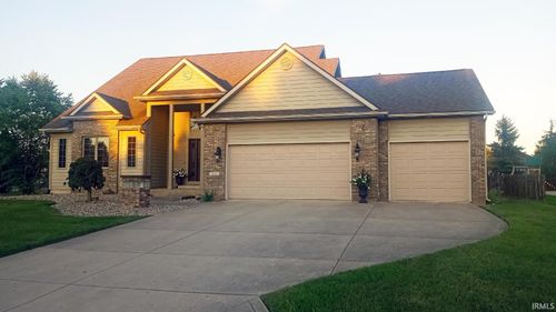 1027 Blackthorn Cv, Fort Wayne, IN, 46804-3551 | Card Image
