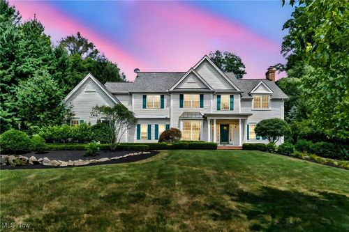 512 Woodland Ct, Chagrin Falls, OH, 44022-4503 | Card Image