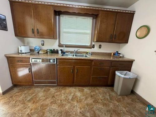 16 Beech Ct, Babbitt, MN, 55706-1202 | Card Image