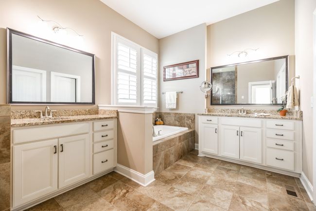 991 Vinings Blvd, House other with 4 bedrooms, 4 bathrooms and 3 parking in Gallatin TN | Image 22