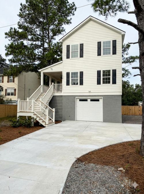 1685 Old Military Rd, Charleston, SC, 29412-9633 | Card Image