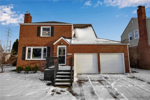 204 Ridgewood Dr, Amherst, NY, 14226-4940 | Card Image