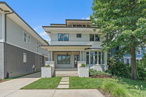a-920 Kirkwood Ave, Nashville, TN, 37204-2604 | Card Image