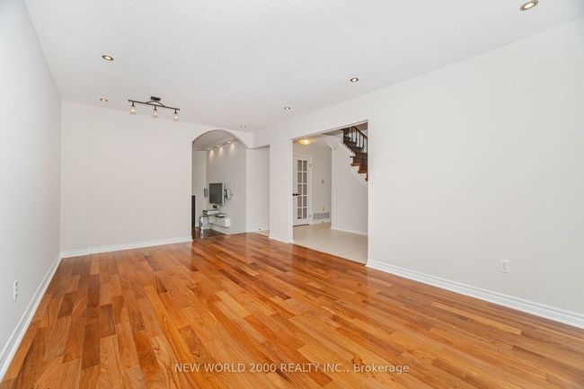7221 Promenade Danton, House other with 5 bedrooms, 4 bathrooms and 3 parking in Mississauga ON | Image 7