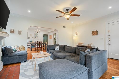 apt-5-3927 Clairmont Ave S, BIRMINGHAM, AL, 35222-3632 | Card Image