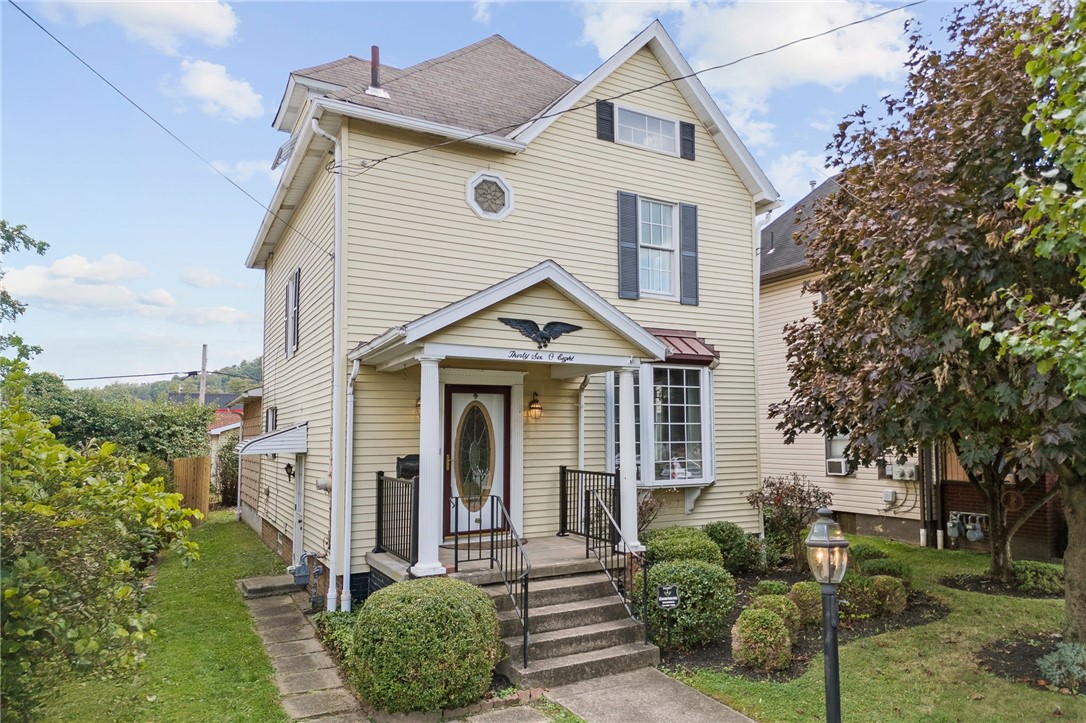 5th Ave, Beaver Falls, PA 15010