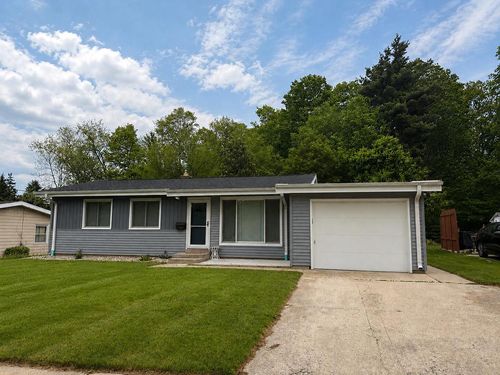 5620 Euston Street, Greendale, WI, 53129 | Card Image