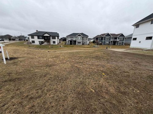 4154 Hanover Dr, DEFOREST, WI, 53532-9211 | Card Image