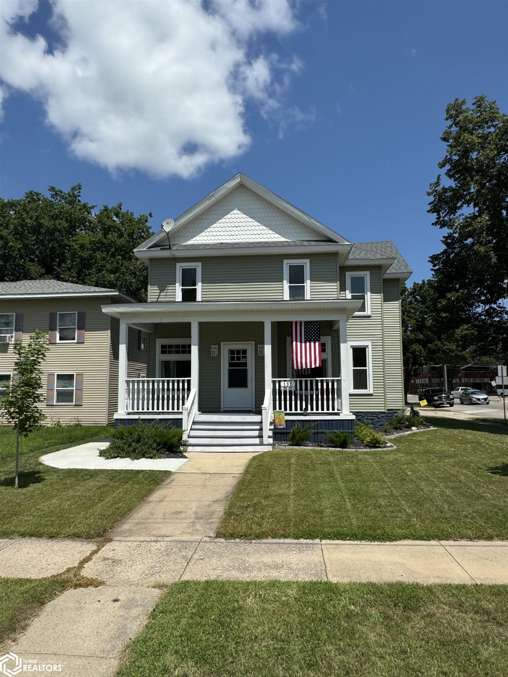 2nd St, Mason City, IA 50401
