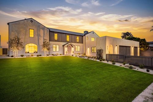 8341 La Jolla Scenic Dr N, La Jolla, CA, 92037-2220 | Card Image