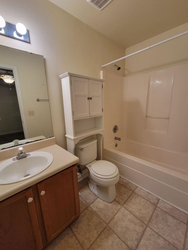 B - 840 W Georgia St, Townhouse with 3 bedrooms, 3 bathrooms and null parking in TALLAHASSEE FL | Image 9