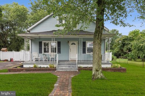 523 Main Ave, BERLIN, NJ, 08009-9331 | Card Image