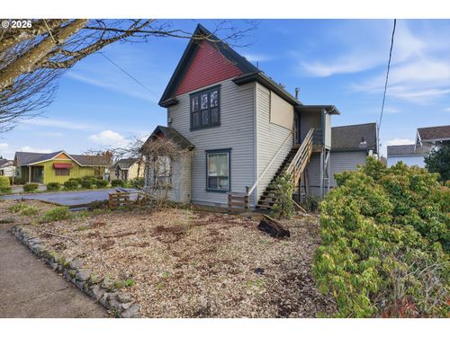 114 E 2nd St, Newberg, OR, 97132-3001 | Card Image