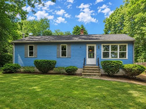39 Bayview Rd, Taunton, MA, 02780-1325 | Card Image
