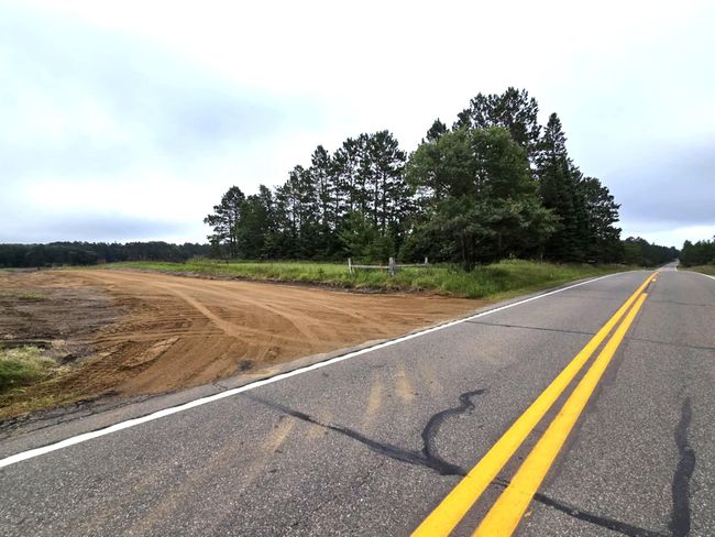 Shared Driveway Access from MN-84.jpg | Image 8