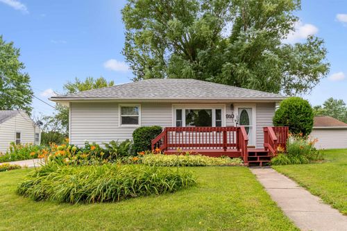 910 Alabar Ave, Waterloo, IA, 50701-3302 | Card Image