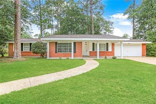 106 Country Club Blvd, Slidell, LA, 70458-1365 | Card Image
