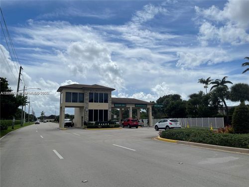 104n-800 Sw 142nd Ave, Pembroke Pines, FL, 33027-3583 | Card Image