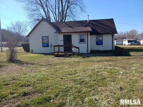 889 E 8th St, Lomax, IL, 61454-5127 | Card Image