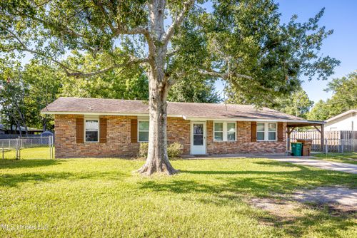 41 Linda Ln, Long Beach, MS, 39560-4015 | Card Image