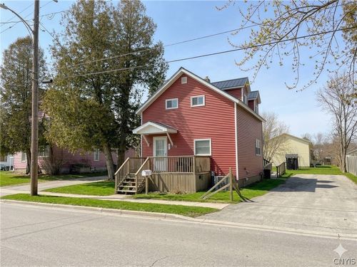 24 Mckean St, Gouverneur, NY, 13642-1317 | Card Image