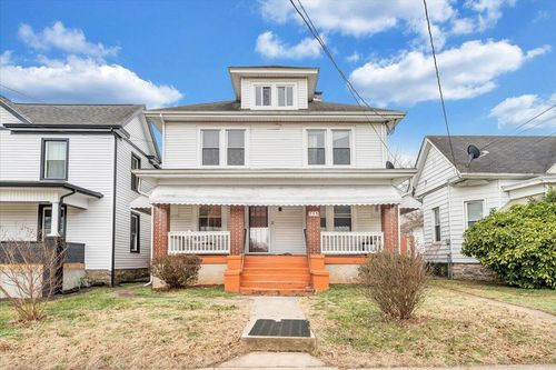 715 Highland Ave Se, Roanoke, VA, 24013-2337 | Card Image