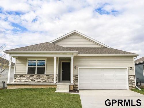 16502 Clay St, Bennington, NE, 68007-3347 | Card Image