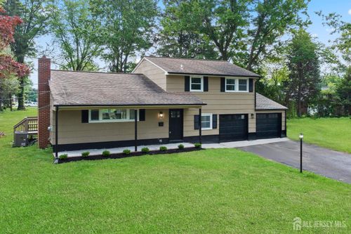 6 Ryan Rd, Cranbury, NJ, 08512-3314 | Card Image