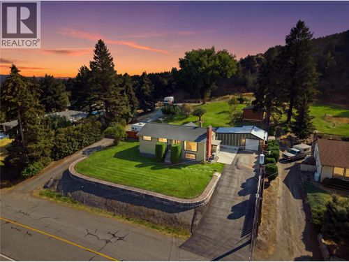 5697 Dallas Drive, Kamloops, BC, V2C4W9 | Card Image