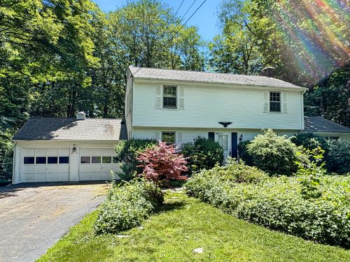 67 Bailey Dr, North Branford, CT, 06471-1443 | Card Image