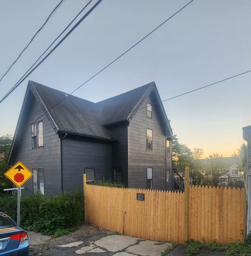 9 Brewster St, Waterbury, CT, 06704-3002 | Card Image