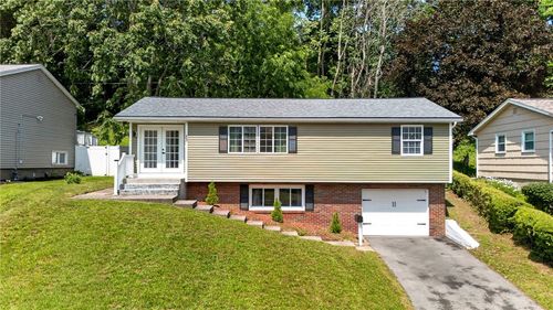 83 Valley St, Rochester, NY, 14612-5125 | Card Image