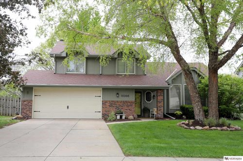 15205 Dayton Street, Omaha, NE, 68137 | Card Image