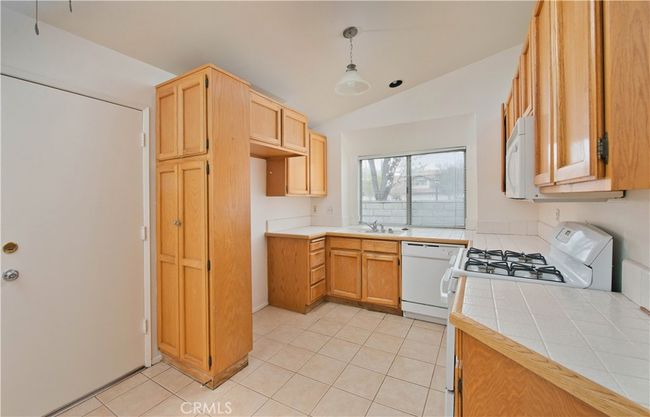 UNIT-164 - 28431 Seco Canyon Rd, Townhouse with 2 bedrooms, 2 bathrooms and 2 parking in Santa Clarita CA | Image 9