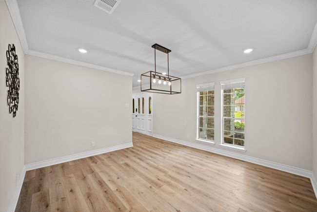 Dining room looking out towards the front | Image 8