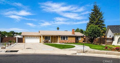 1431 E Boyer Dr, Tulare, CA, 93274-3011 | Card Image