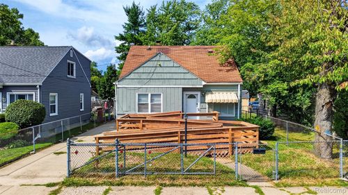 3806 Herrick St, Flint, MI, 48532-5230 | Card Image