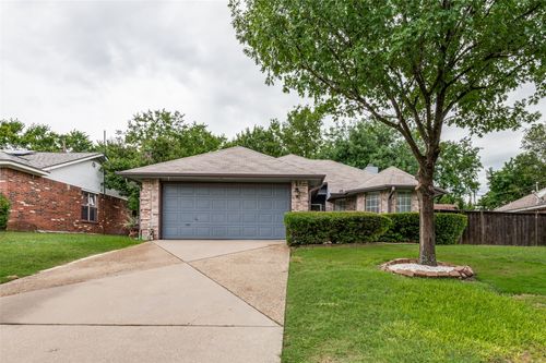 1719 Cliffcrest Dr, Duncanville, TX, 75137-4303 | Card Image