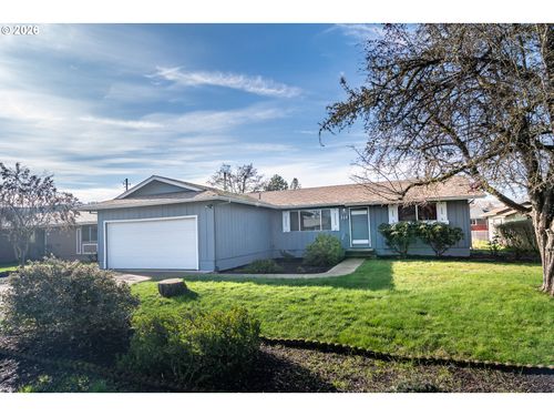 219 Hawthorne St, Sutherlin, OR, 97479 | Card Image