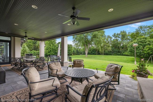 027-5385 Longmeadow Rd-27.jpg | Image 87
