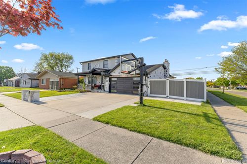 27006 Kingswood Dr, Dearborn Heights, MI, 48127-3364 | Card Image