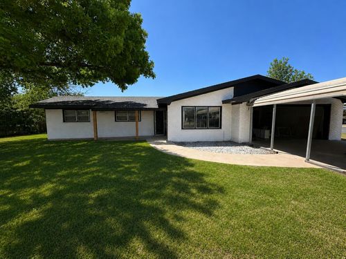 1729 W Avenue E, Muleshoe, TX, 79347-4230 | Card Image