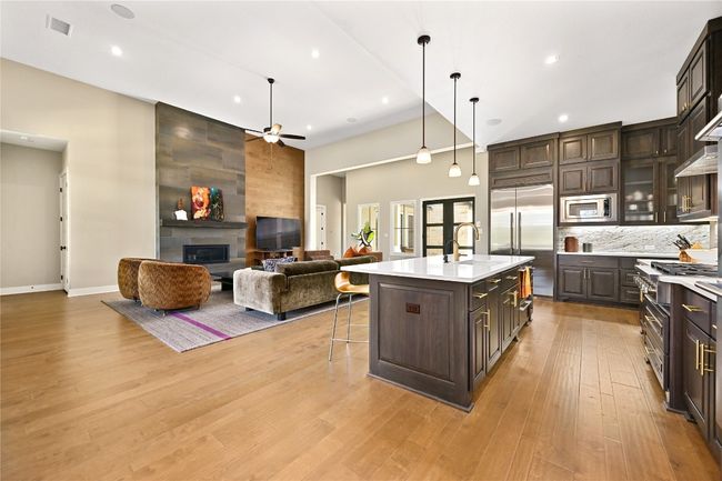 607 Flint Ridge Trl, House other with 4 bedrooms, 5 bathrooms and 5 parking in Georgetown TX | Image 13