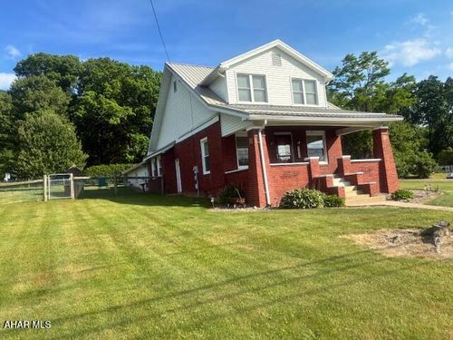 1736 Reservoir Rd, Hollidaysburg, PA, 16648-3582 | Card Image