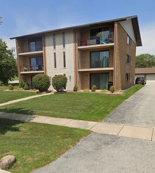 apt-1b-9950 Shady Ln, Orland Park, IL, 60462-5342 | Card Image